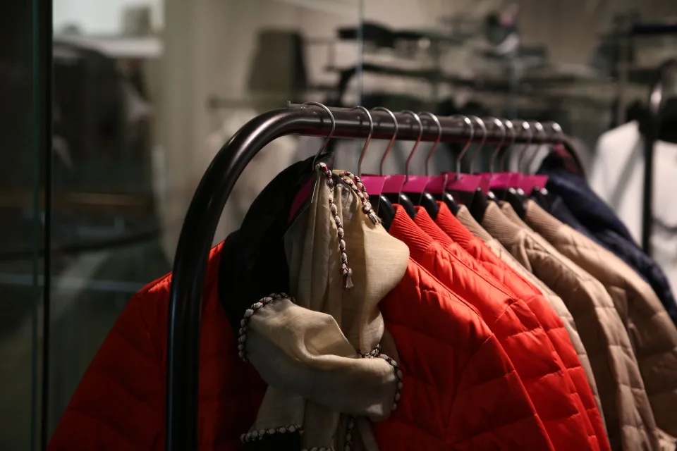Nhân viên tại shop