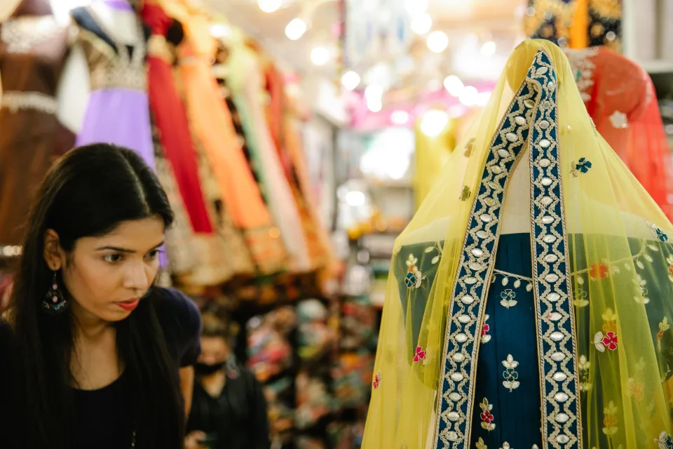 Nhân viên tại shop